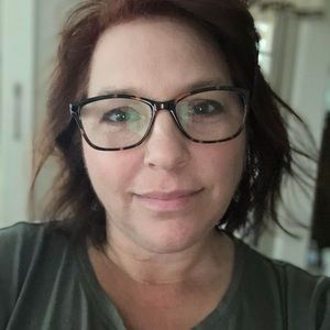 Meet your Posher, Dianna